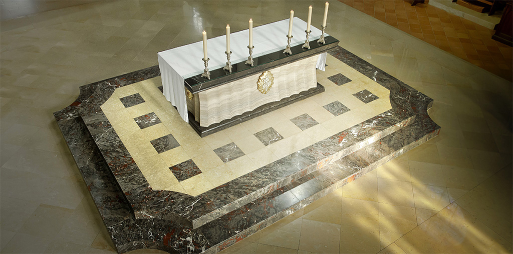 autel-abbaye-triors_